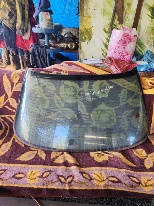 Скло задне Мазда 626 купе