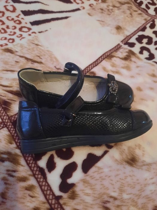 Дитячі туфлі на дівчинку!