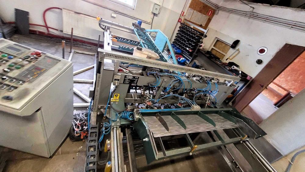 Zgrzewarka wielopunktowa UZW-13 do siatki 1.2x2.4 i 1,0x2,0 automat !!