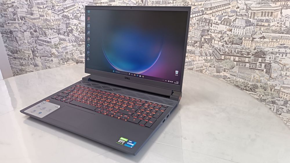 Ноутбук Dell G15 5511 / i7-11800H / RTX 3060 / 32GB RAM / SSD 512GB