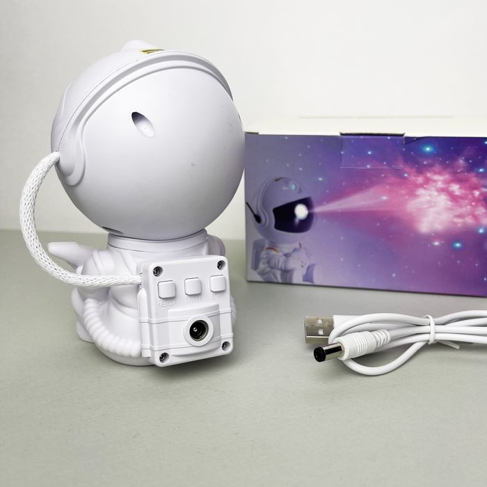 Світильник-проектор Астронавт Nebula + пульт нічник дитячий