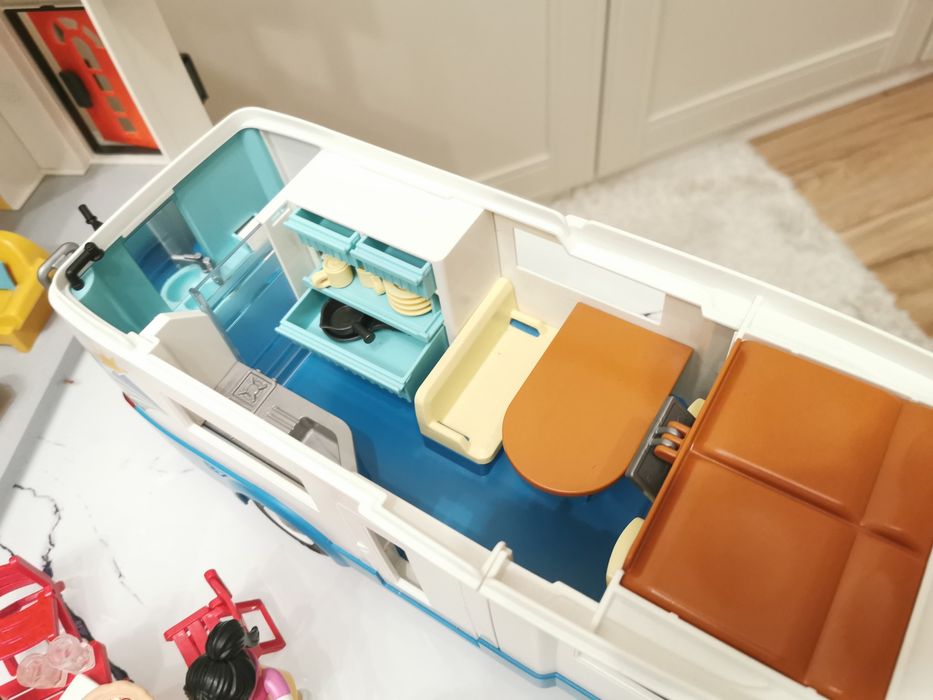 Playmobil ogromna nowoczesny dom 9266  z kamperem