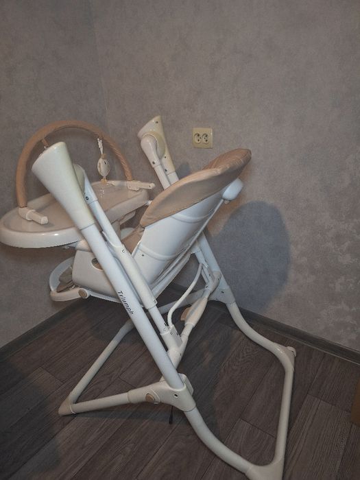 Стільчик для годування 3 в 1 CARRELLO