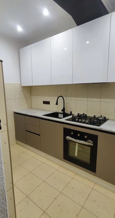 Кухні під замовлення