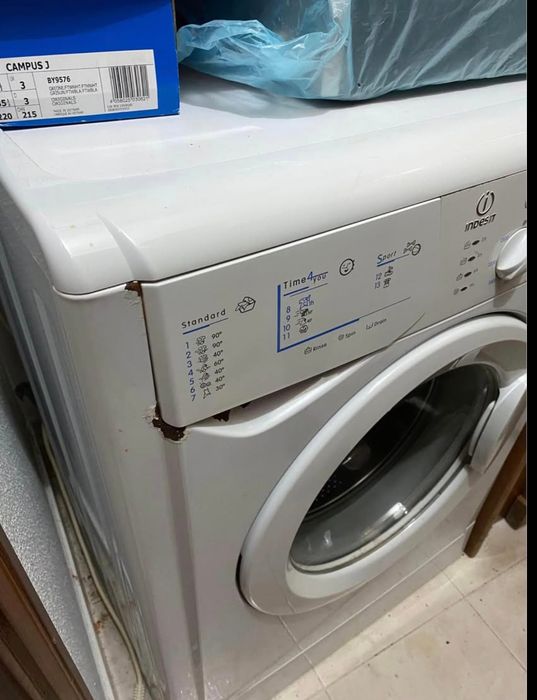 Vendo máquina lavar roupa Indesit 6kg