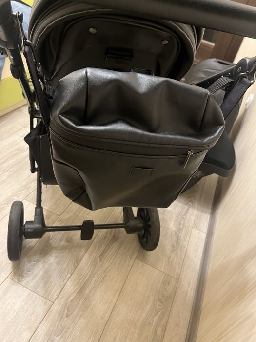 Коляска anex 3 в 1 в гарному стані