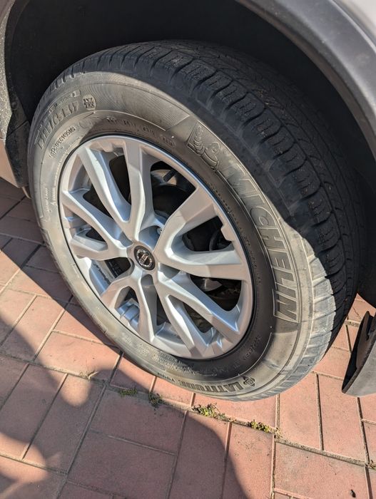 Продам Nissan rogue AWD.