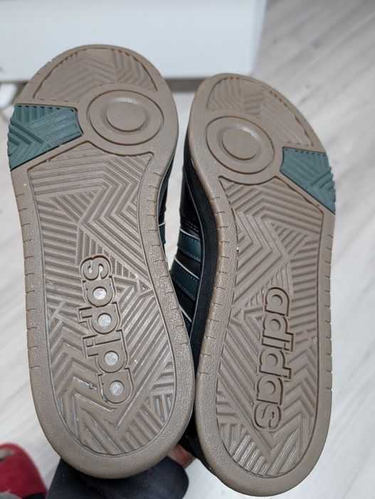 Чоловічі черевики і Adidas Hoops 3.0 - Мужские Ботинки кроссовки