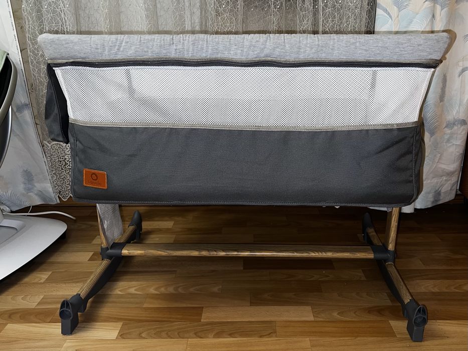 Приставне дитяче ліжко lionelo