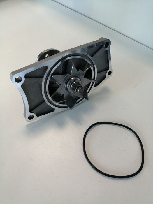 Bomba de água para Mitsubishi canter FH100