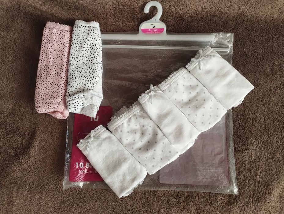 Nowe majteczki Tu i FF 104-110/116