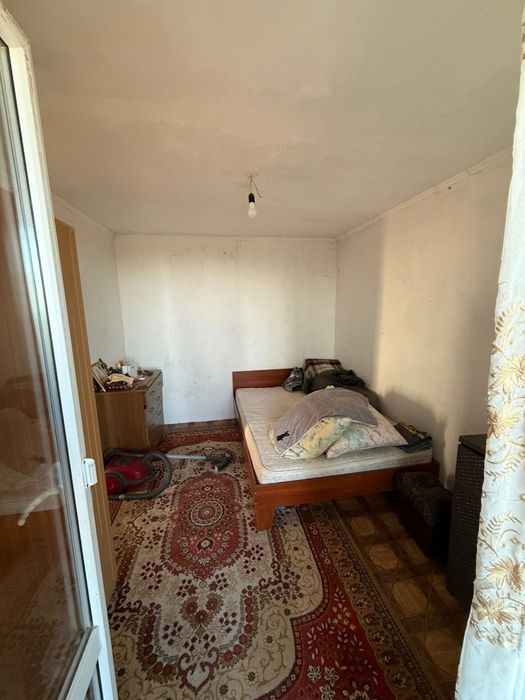 Продам трехкомнатную квартиру