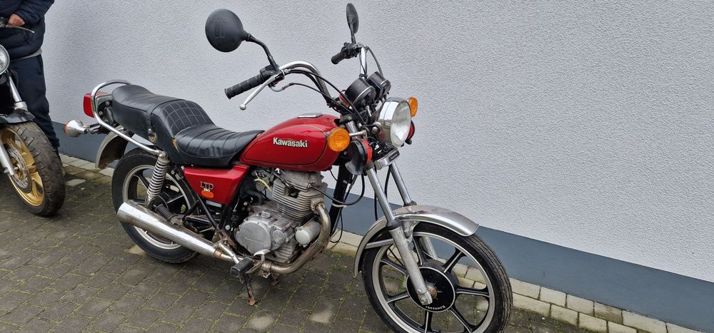 Kawasaki kz250 ltd250 z 250 kz ltd