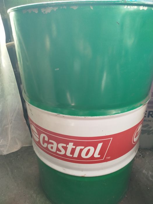 Продам бочку 200литров