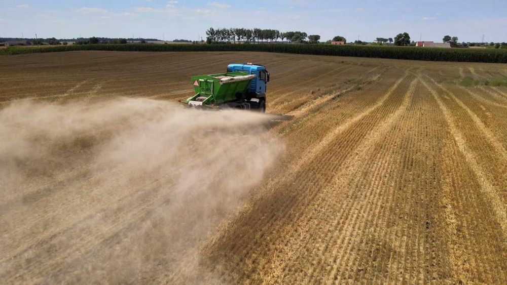 Rozsiewanie/sprzedaż wapno Kujawit/Magnezowe oraz inne