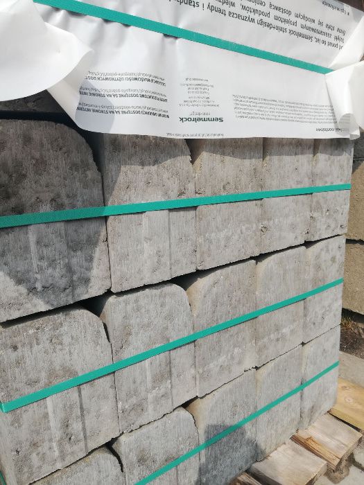 Krawężniki najazdowe  100/22 /15 cm kolor szary