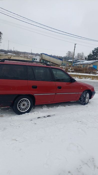 Опель Астра ф 1,6