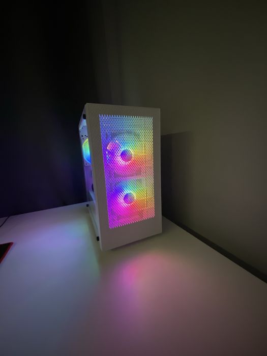 Komputer Gamingowy i7 7700/ GTX 1060 3gb/ 16GB RAM /SSD 512gb / Win 11