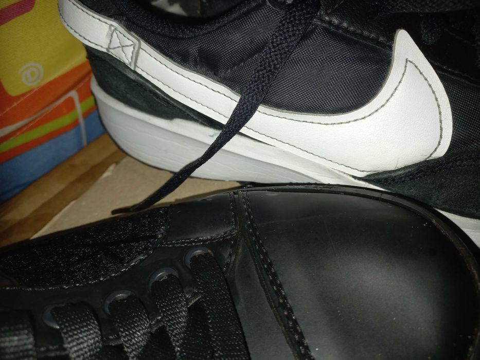 ДВЕ ПАРЫ кроссовок 41.5 размера б.у. но пригодны для работы