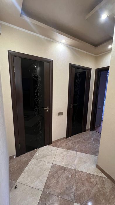 Продаж 2- кімнатної квартири по вулиці Кн. Ольги 4/9 ц, 62 м/кв, кімна