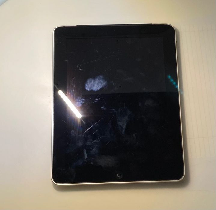 iPad 1st Gen A1337 64gb