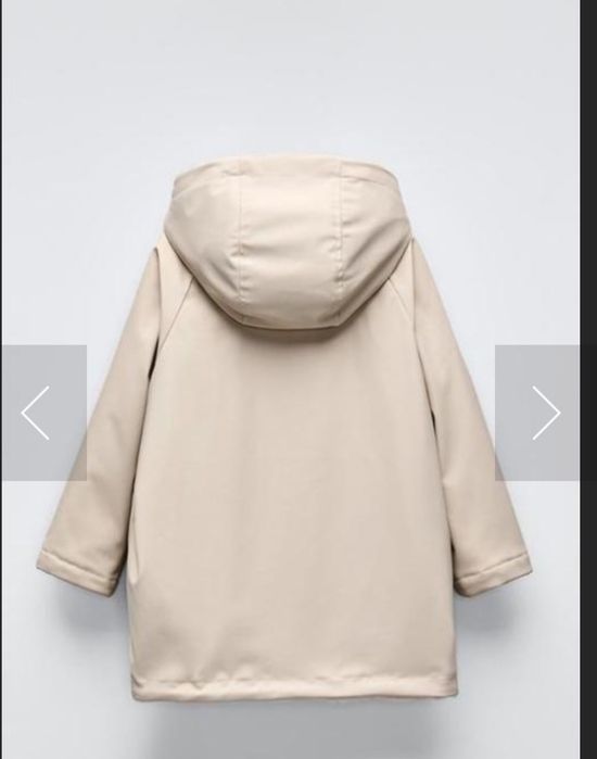 Куртка  Zara  на хутрі  140р.на дівчинку.