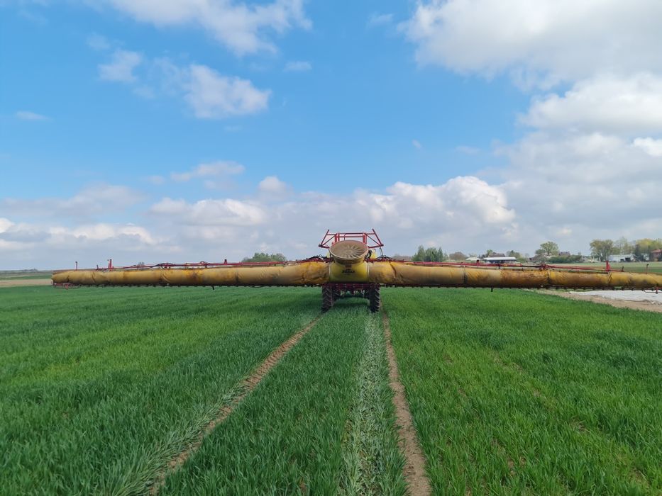 Rau Spridotrain 2100L, 18 m, opryskiwacz do truskawek, do warzyw  dysz