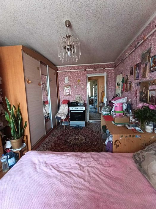 Продам 2-поверховий будинок на вул. І. Федорова 1082