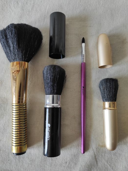 Zestaw pędzli kosmetycznych  4 sztuki