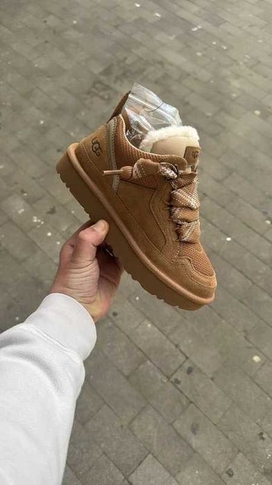 UGG Lowmel Chestnut R.41