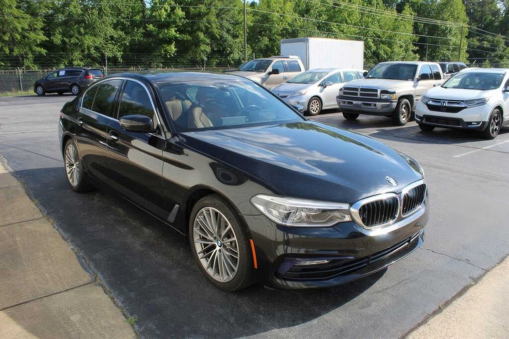 BMW 530i      2017