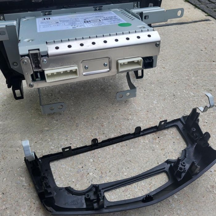 Музичний центр радіо Bluetooth-приймач для смартфона компактний CD