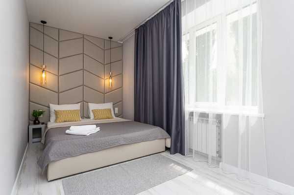 Подобова оренда 4к квартира ВІП. Лесі Українки 24. джакузі