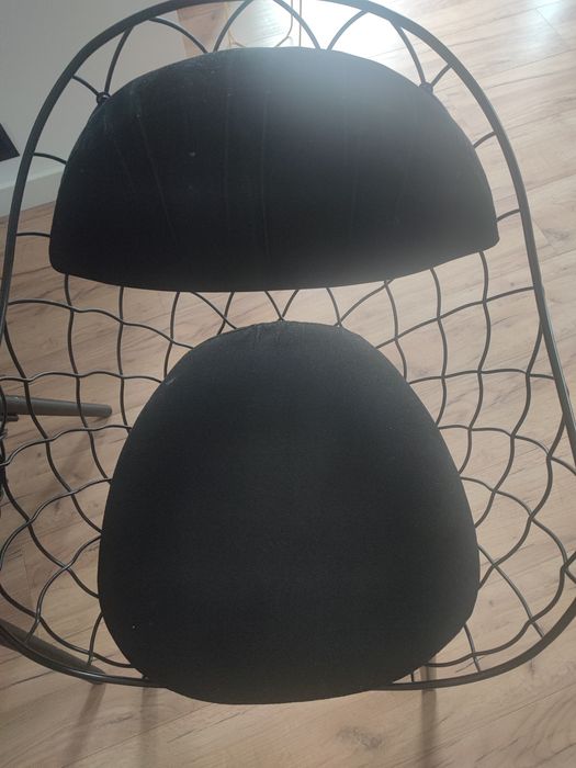 Krzesła firmy take meHOME