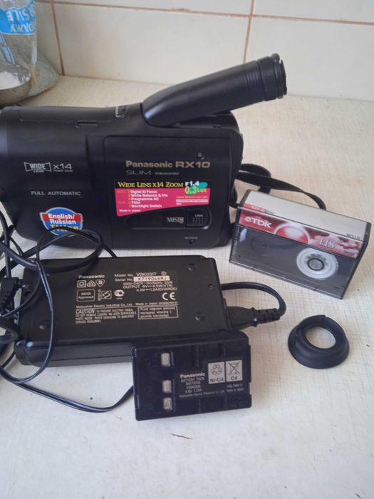 Видеокамера " PANASONIC  NV-RX10".