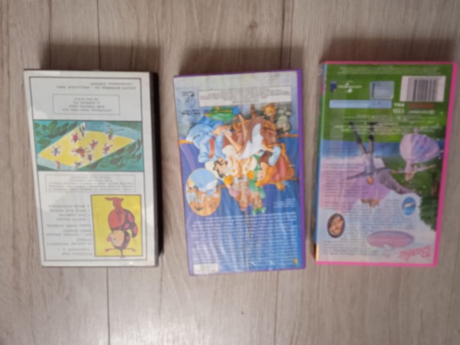 Zestaw bajek na kasetach VHS. Klasyki dla dzieci