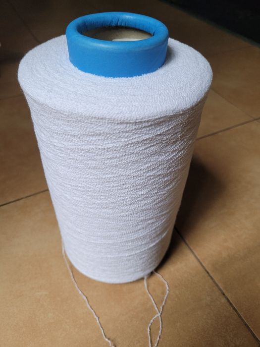 Przędza dziewiarska Bouclle