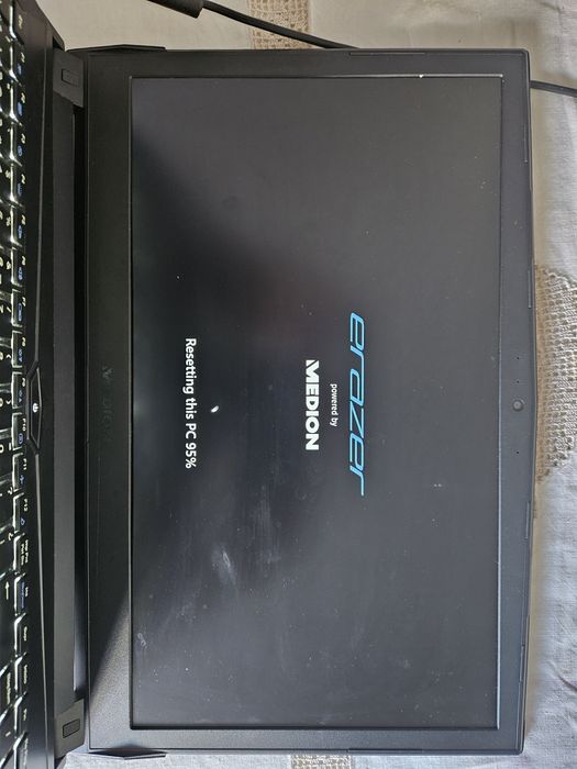 Portátil i5-8300H | 32GB RAM | SSD 256GB | GTX 1050 | Full HD