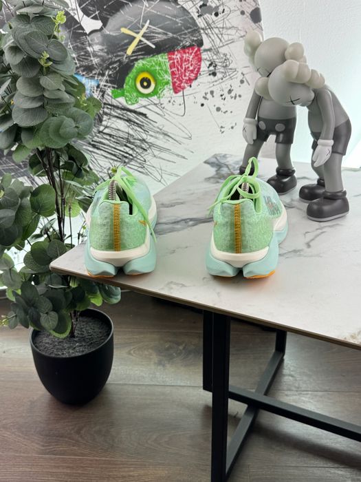 Кросівки Hoka Mach X 39 розмір Е14924