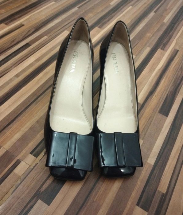 Prada 37 1/2 buty damskie na obcasie
