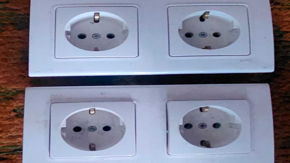 Розетка подвійна 2 шт Viko