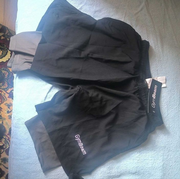 Продам Шорти ( gymbeam ) 750грн розмір   S/M (стан нові)