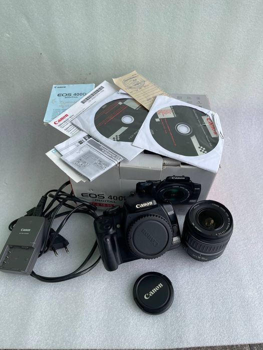 Зеркальный Фотоаппарат Canon EOS 400D.