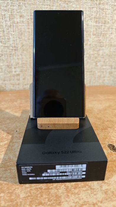 Samsung Galaxy S22 Ultra 12/256 ГБ — б/у, відмінний стан