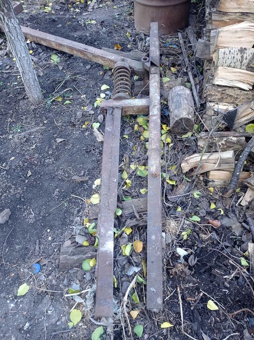 Ручний колун для дров