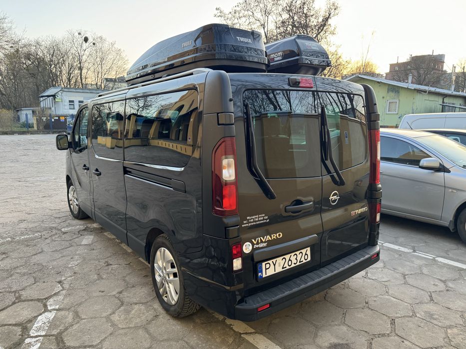 Wypożyczalnia Wynajem busa 9 osobowego, bagażnik dachowy, multivan,