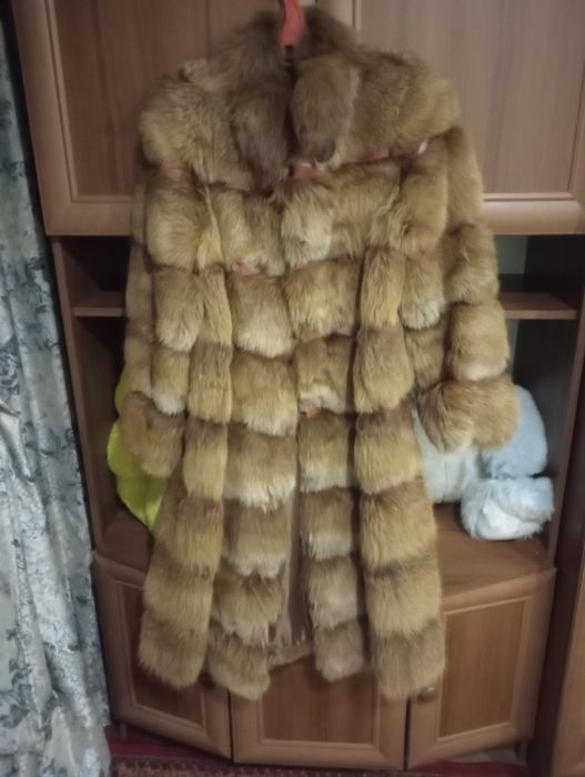 Шуба ЛИСА натуральная новая