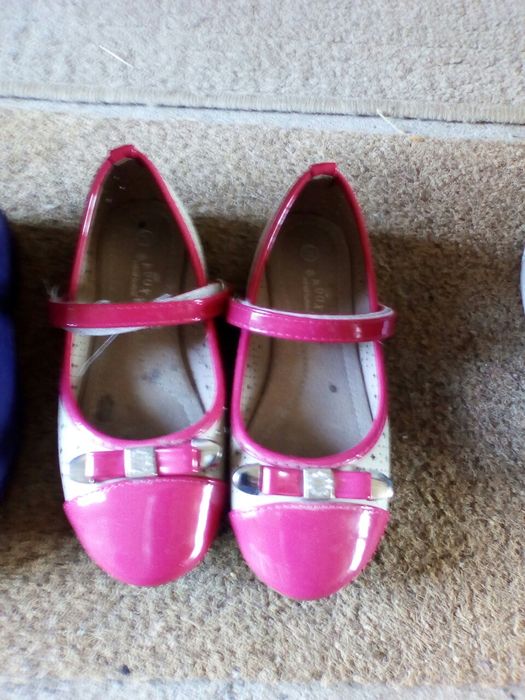 Sprzedam baletki dziewczęce