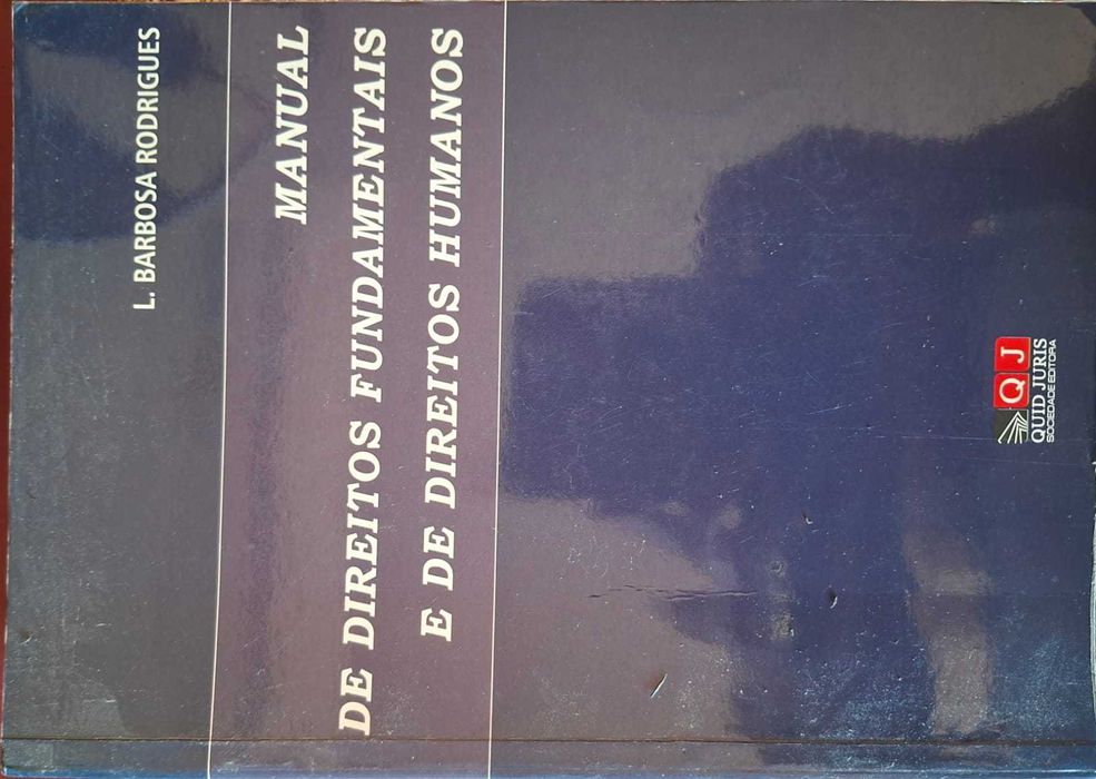 Vendo Livros Universitários Direito