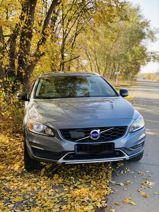 Volvo v60 cross country